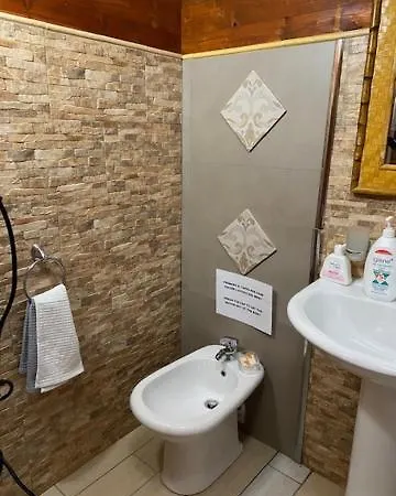La Bianca Scogliera فندق مبيت وإفطار ريالمونتي