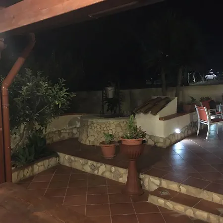 La Bianca Scogliera فندق مبيت وإفطار