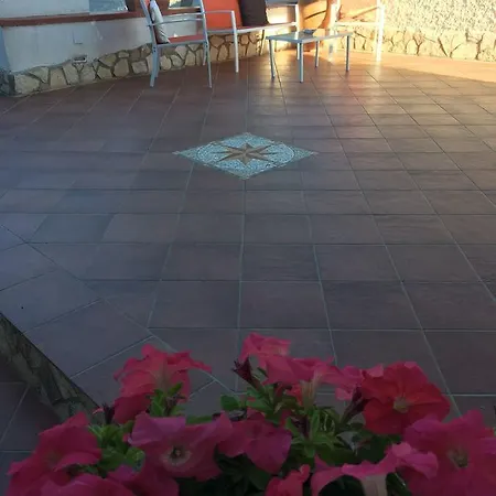 La Bianca Scogliera فندق مبيت وإفطار