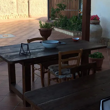 La Bianca Scogliera Bed and Breakfast 3*