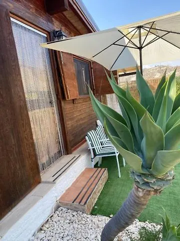 Bed & Breakfast La Bianca Scogliera