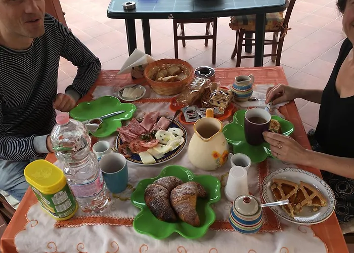 Bed & Breakfast La Bianca Scogliera 3*